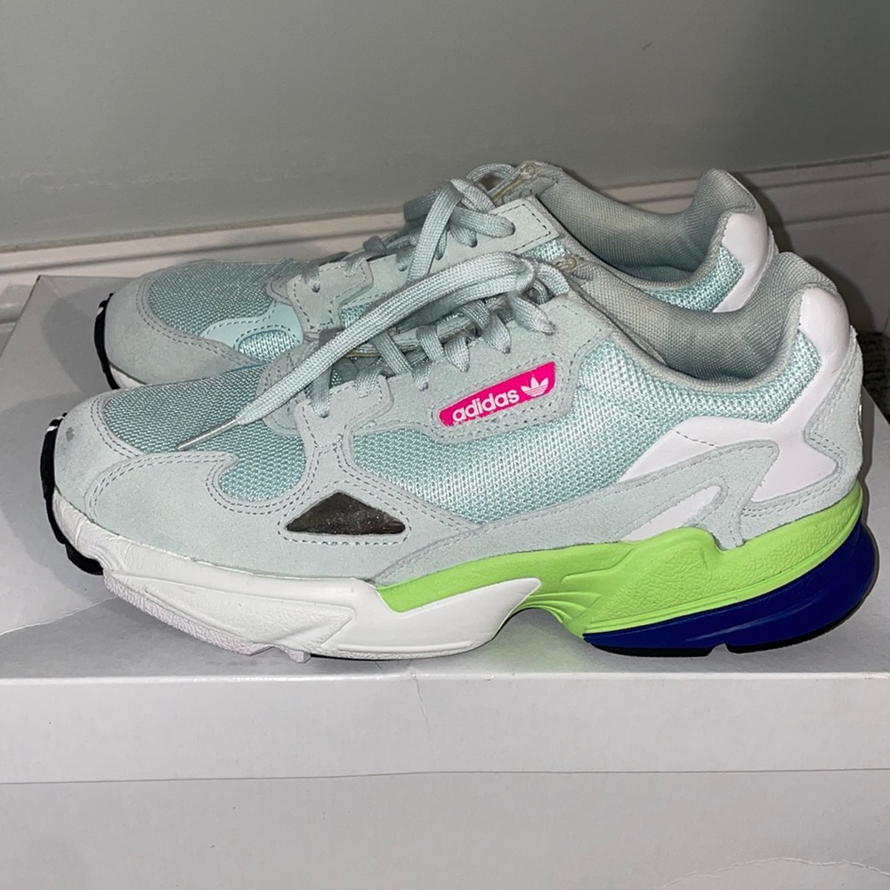 🩵 Adidas Torsion Sneaker 🩵